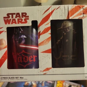 Juego de vidrio de 16 onzas de 2 piezas Seven20 Disney Star Wars Yoda y Darth Vader **NUEVO** - Imagen 1 de 1