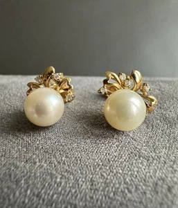 Pendientes Vantage de perlas y diamantes naturales de oro amarillo macizo de 14k - Imagen 1 de 8
