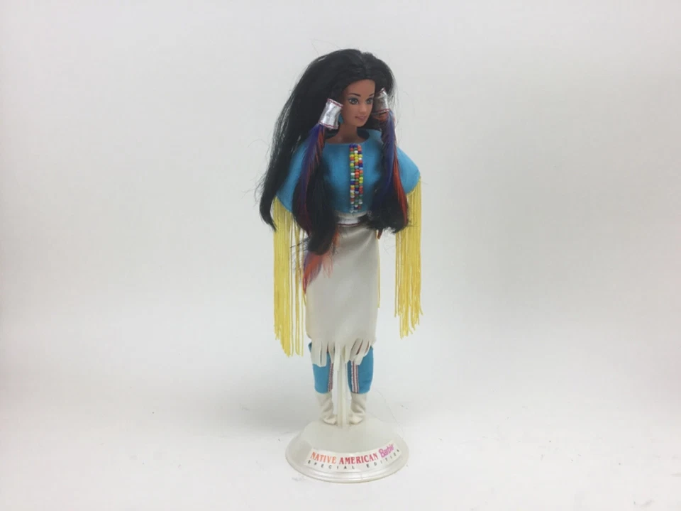 Muñeca Barbie nativa americana 1993 segunda edición especial muñecas del mundo con soporte Foto 1 de 4