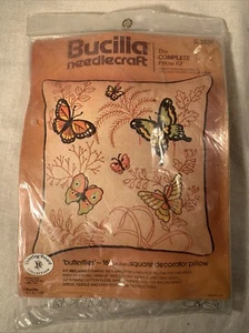 Vintage Bucilla Needlecraft BUTTERFLIES 16" Square Pillow #3539 Unused - Picture 1 of 4