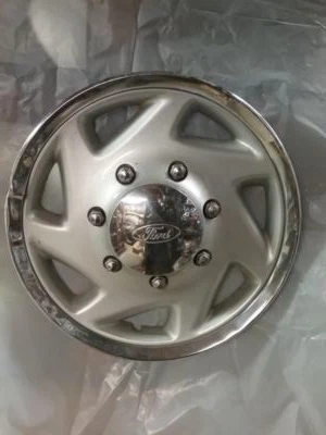 Tapacubos cubierta rueda Srw 7 radios en ángulo para furgoneta Ford E350 95-16 224264 Foto 1 de 2