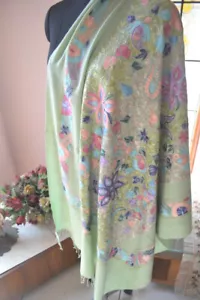 GRANDE SCIALLE FLOREALE KASHMIR RICAMATO A MANO 100% CASHMERE VERDE PASHMINA INVOLUCRO - Foto 1 di 10