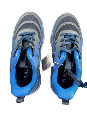 Мальчики Children's Place молодежи размер 13 кроссовки синий черный Athletic Shoes новый с Ярлыками - Изображение 1 из 4