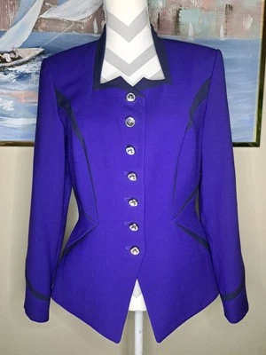 Blazer vintage de lana púrpura Escada Couture Foto 1 de 4