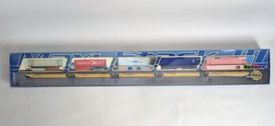 Deluxe Innovations N Scale 210611 Trailer Train Set #2 -Gunderson Maxi Stack III - Image 1 of 4