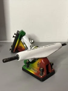 Gullwing Longboard Trucks Charger Reverse Kingpin Rasta 9" - Picture 1 of 4