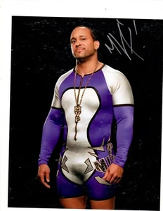 M V P WWE Wrestling 8 X 10 AUTOGRAPH PHOTO - Picture 1 of 1
