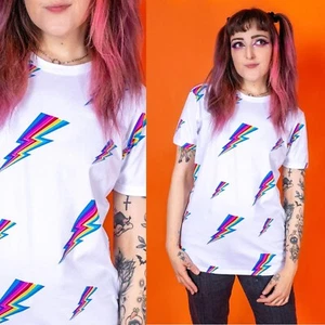 Camiseta RUN AND FLY Rainbow Lightning Estampado Retro Unisex XS-XXL Blanca - Imagen 1 de 4