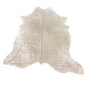 Tappeto in pelle di mucca bianca - Tappeto in pelle di vacchetta avorio naturale dimensioni: 7,5 x 7 piedi D-674 - Foto 1 di 8