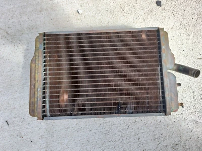 Fiat 850 Spider 1971-73 núcleo térmico usado Foto 1 de 3