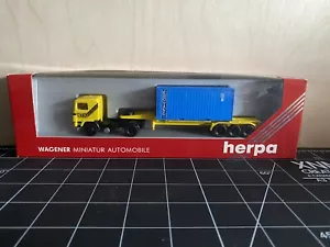 HERPA 839035 - Volvo NTK Semi Tractor & Trailer - Choyang - 1:87/HO - Picture 1 of 4