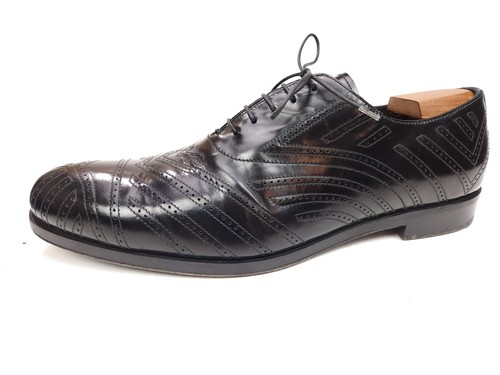 Scarpe stringate PRADA taglia US 9 UK 8 EE nere in pelle traforata