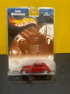 1/64 Hot Wheels Auto Milestones 1937 810 cable rojo pilotos reales - Imagen 1 de 2