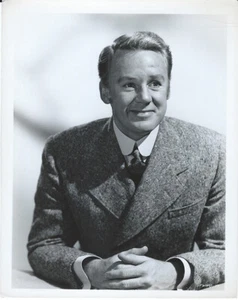 Van Johnson - Original Promotional Photo - 8x10 - Picture 1 of 1