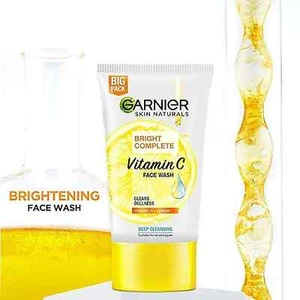 Garnier Skin Naturals Bright Complete Vitamin C Face Wash- 150g - Free Ship - Picture 1 of 5
