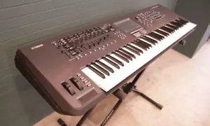 Yamaha Montage 7 76 Tasten Workstation Keyboard Synthesizer Musikinstrument - Bild 1 von 8