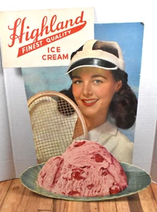 Letrero publicitario de cartón helado vintage de Highland con tenista - Imagen 1 de 7
