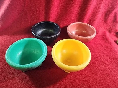 Juego de cuencos de salsa estilo restaurante mexicano vintage verde, rojo, negro y amarillo Foto 1 de 4