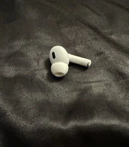 AirPods Pro 2nd Gen Genuine Replacement USB-C Right Side Replacement ONLY A3047 - Photo 1 sur 6