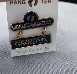 World's Greatest Grandma Hang Ten New Lapel Hat Jacket Pin - Picture 1 of 2