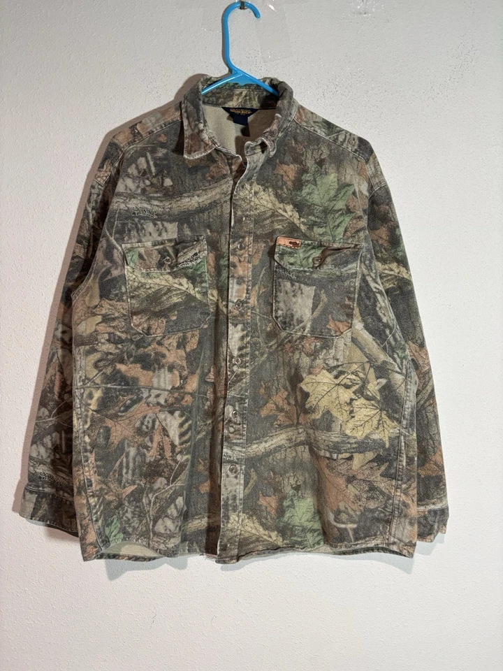Vtg Woolrich Men Camo Hunting Shirt Realtree Hardwoods Button Up Heavyweight L - Image 1 of 4
