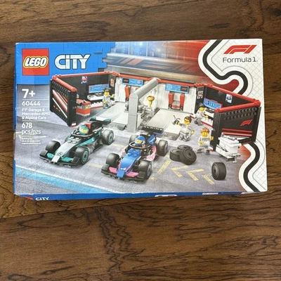 LEGO CITY: F1 Garaje y Mercedes-AMG y Coches Alpinos (60444) Foto 1 de 4