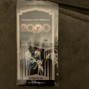 NEU Disney Trading Pin 1999 Countdown zum Millennium Huey Dewet & Louie #43 - Bild 1 von 2