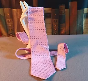 Kai Long pink necktie; 100% silk - Picture 1 of 6