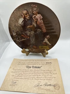 VTG Norman Rockwell Limited Ed. "The Cobbler" Plate frame by Van Hygan & Smythe - Picture 1 of 4