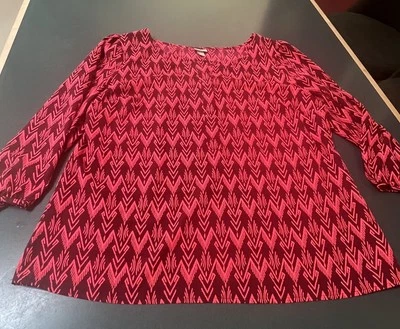 Camisa Top Merona Mujer Lg Granate y Rosa Geométrica Manga 3/4 Foto 1 de 4