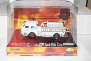 Corgi Heroes Under Fire American LaFrance 700 Denver Fire Department Engine 25 - Bild 1 von 3