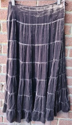 Garnet Hill Midi Full Skirt Women's 4P Pull On Brown BOHO Retro Rayon Silk - Image 1 of 4