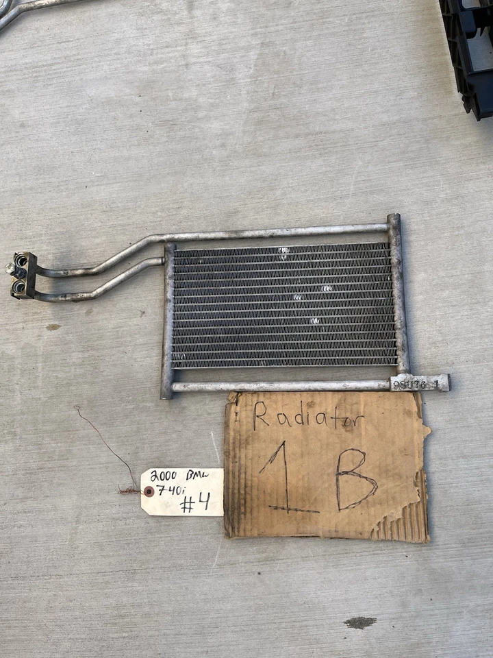 BMW 740i E38 1995-2001 enfriador de aceite de transmisión 17221745275 Foto 1 de 4