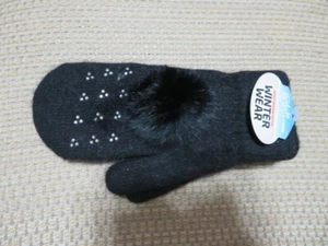 Pugs 24/7 Life by 7-Eleven Girl's Mittens - Black/Sparkles/Pom - One Size - Picture 1 of 5