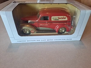 SpecCast: 1937 Ford Panael Van: Spektakuläre Nachrichten: Maßstab 1/25 Druckguss: Neu im Karton - Bild 1 von 15