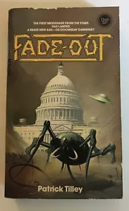 Fade-Out by Tilley Patrick- pb- Horror- 1st Print Dell #175 - Foto 1 di 4