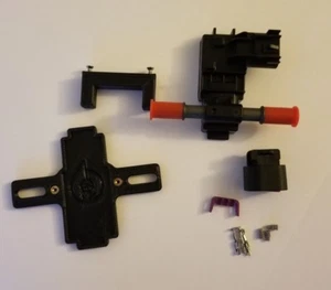Soporte de montaje, sensor, conector 13577429- perno sensor combustible flexible contenido etanol - Imagen 1 de 4