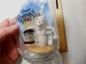 Gargoyle Burger King 1996 Glöckner von Notre Dame Spielzeug Neu Versiegelt Disney - Bild 1 von 4