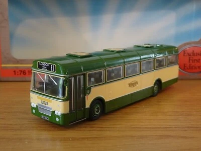 Autobús Efe Maidstone & District AEC RELIANCE 36 FT 6 BAHÍAS BET MODELO 35306 1:76 Foto 1 de 3