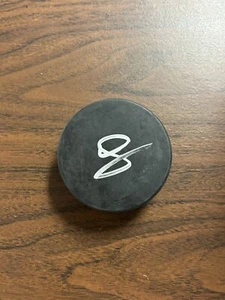 Drew Doughty Signed Autographed Hockey Puck Los Angeles Kings - Picture 1 of 6