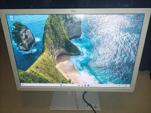 24" Fujitsu P24W-6 LED IPS 1920 x 1200 5ms FullHD 4x USB VGA DVI-I DP vergilbt 1 - Bild 1 von 5