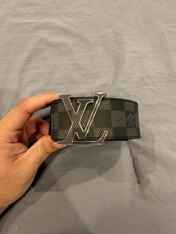 Ремень двусторонний Louis Vuitton LV Initiales 40 мм размер 100/40 - Изображение 1 из 2