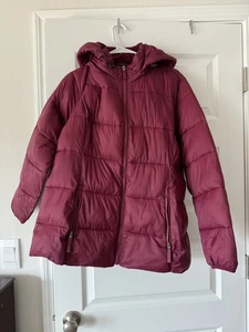 St John's Bay Women's Burgundy Coat w/Hood & Lined Pocket  Size XL - Picture 1 of 4