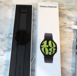 Samsung Galaxy Watch 6 44 mm GPS LTE débloqué (SM-R945U) occasion très bien - Photo 1 sur 4