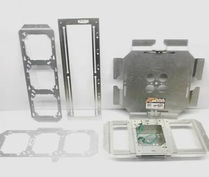 Big Lot Of Orbit Enclosure And Hangers - Picture 1 of 3