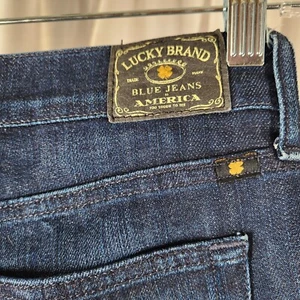Lucky Brand Jeans SWEET'N STRAIGHT Size 6 Inseam 33 - Picture 1 of 9