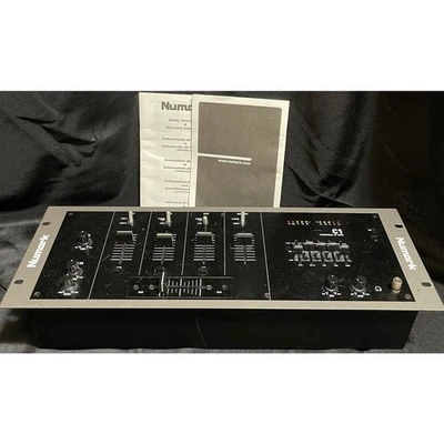 Микшер профессиональный Numark C1 19 дюймов - переменный ток 115/230 В -- протестирован работает - Изображение 1 из 4