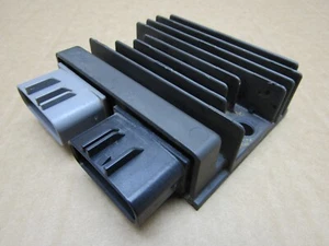 Honda CB1000R 2019 12,833 miles regulator rectifier (12146) - Picture 1 of 6