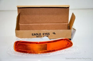 Parking Corner Turn Signal Light Right RH for 93-97 Corolla - Picture 1 of 4