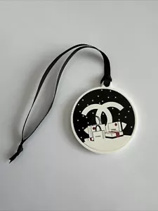 CHANEL CHRISTMAS CHARM - Picture 1 of 2
